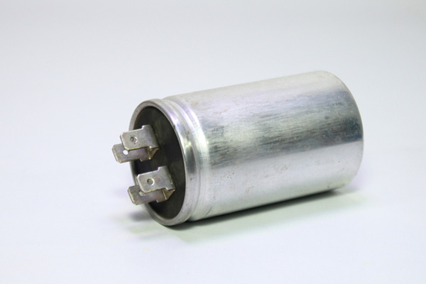 image of an ac capacitor