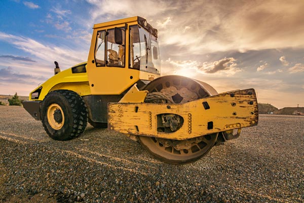 image of a steamroller that uses diesel fuel depicting onroad vs offroad diesel